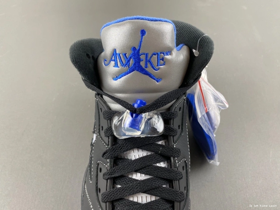 NY Men's DV4982-004 Black Jordan Retro 5 Awake  1030